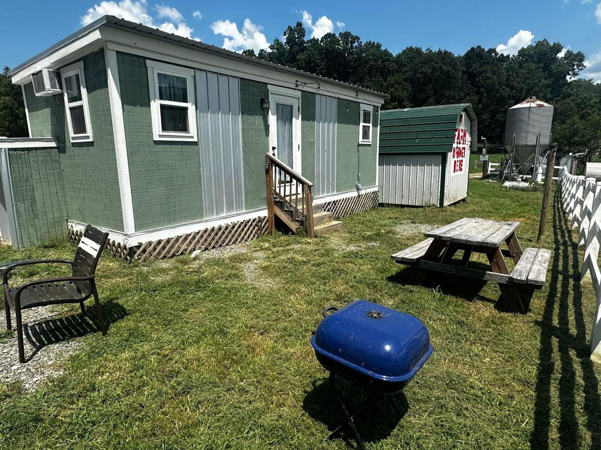 Farm Stay W Pool - 15 Mins To Chattanooga- Tiny 2 Wildwood  Exterior photo